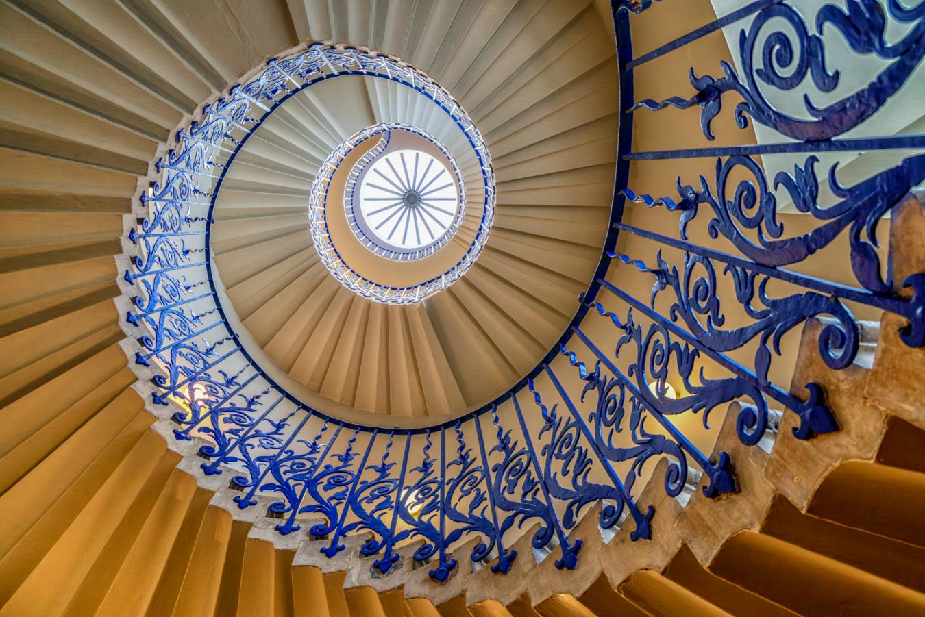 Tulip Stairs at Quee...